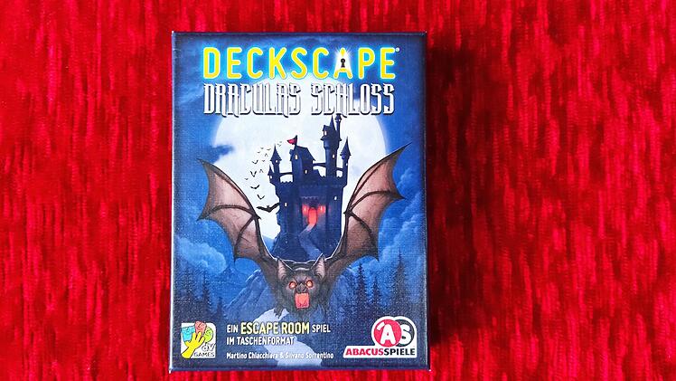 Deckscape - Draculas Schloss - Rezension des Escape-Room-Kartenspiels