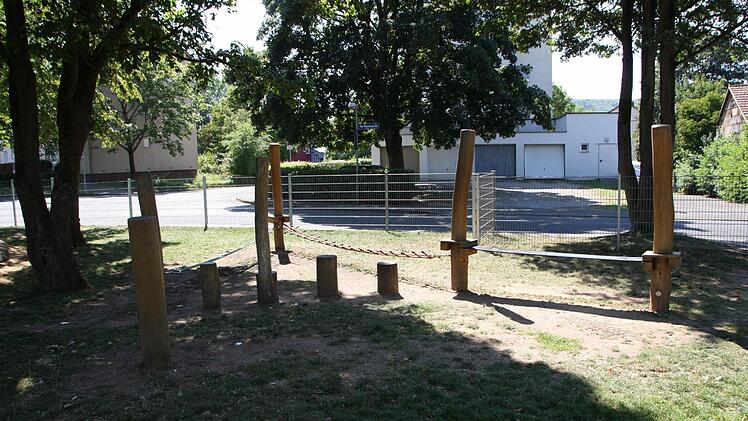 Eindrücke vom Spielplatz Henneberg-Siedlung. Foto: Ralf Ruppert