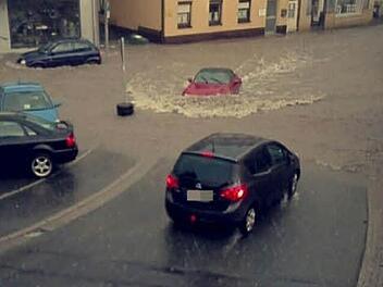 Hochwasser in der Innenstadt von Burgkunstadt. Foto: privat