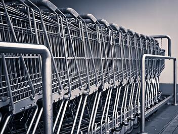 Netto will Einkaufwagen mit Hybridlösung ausstatten