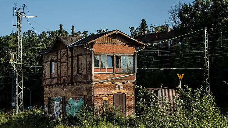 Schon im Juni 2019 gab es Schäden, aber bei weitem nicht so viele, zum Beispiel an den Scheiben. Foto: Jochen Berger
