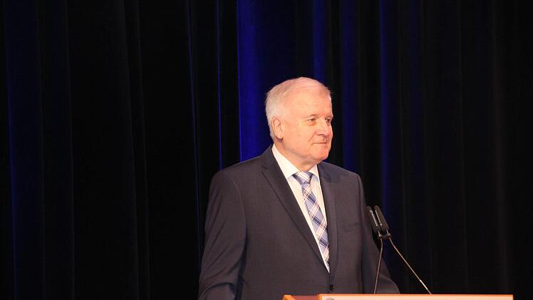 Horst Seehofer bei seiner Rede zum 70. Geburtstag von Hans Michelbach in CoburgOliver Schmidt