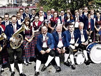 Die Neukenrother Musikanten werden am Sonntag, 23. September, auf der Kronacher Seebühne auftreten.  Repro: Gerd Fleischmann