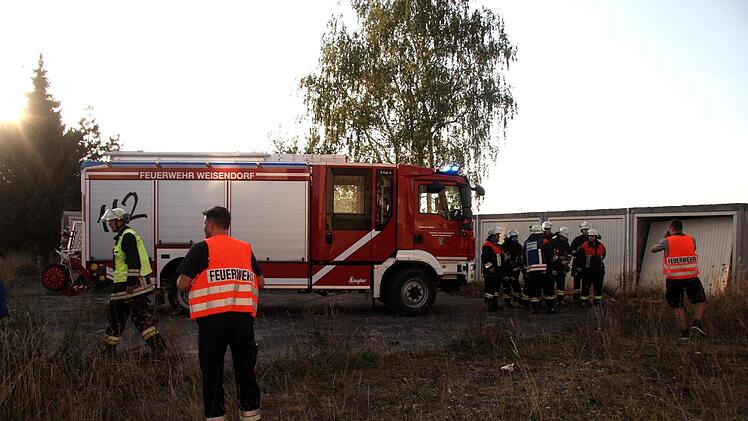 Szenen unangekündigten Übung der Feuerwehren Weisendorf und Großenseebach am Donnerstag, 20. September. Foto: Richard Sänger