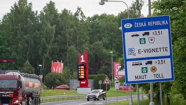 Tanken in Tschechien - darum ist der Sprit dort g&uuml;nstiger