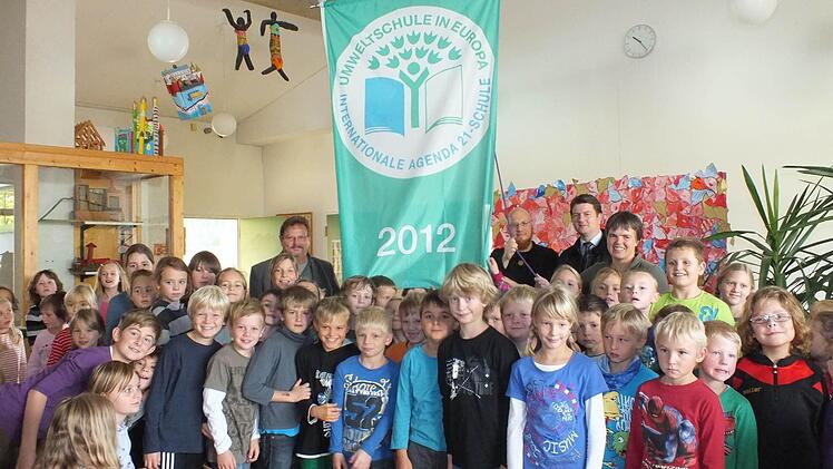 Die Flagge wurde gehisst.