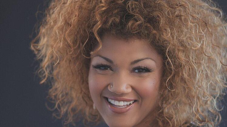 Measha Brueggergosman