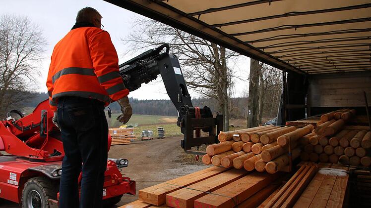 Anfang März wurde der neue Hochseilgarten auf dem Volkersberg errichtet. Foto: Ralf Ruppert