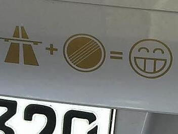 Auch er oder sie scheint gerne schnell zu fahren. Aber bitte nur auf der Autobahn.  Foto: Hauser