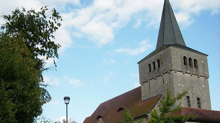 Vor 85 Jahren wurde diese Kirche aus heimischen Sandstein erbaut und eingeweiht.Foto: Günther Geiling