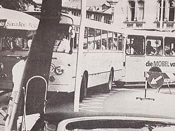 Geduldsprobe für alle Verkehrsteilnehmer: Bauarbeiten in der Coburger Mohrenstraße im Jahr 1973.Foto: CT-Archiv / Mayer