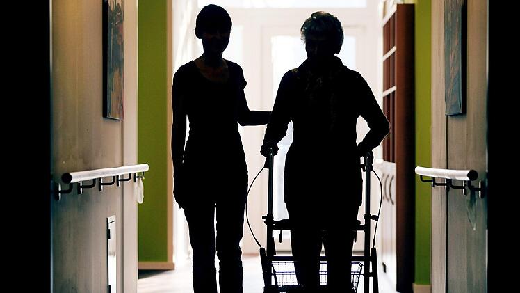 Einen reibungslosen Übergang vom Klinikaufenthalt in die ambulante Versorgung ist nicht einfach. Da ist Hilfestellung notwendig. Symbolfoto:  Oliver Berg