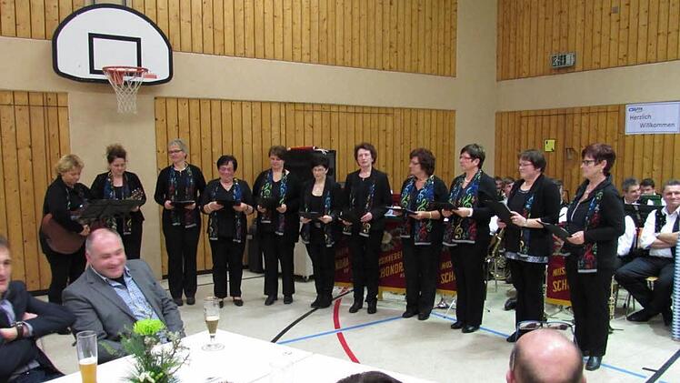 Feierlichkeit zum 50-jährigen Bestehen des CSU-Ortsverbandes Schondra Foto: Michael Belz