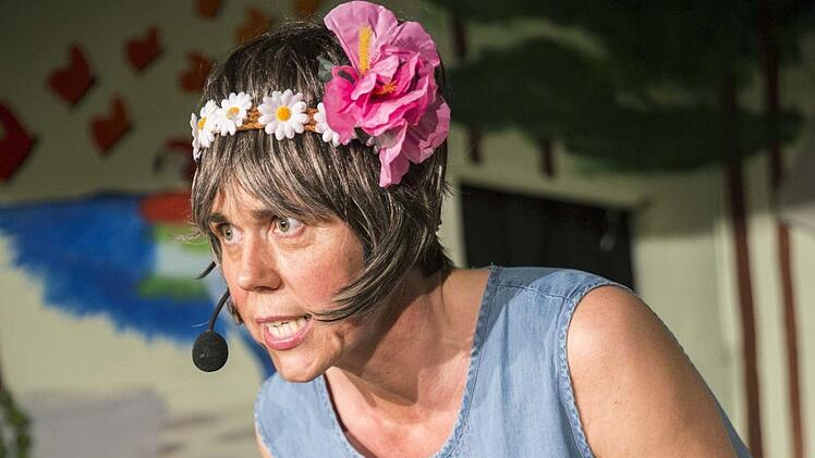 Manuela Krauser hatte wieder Geschichten aus ihrem Eheleben parat.