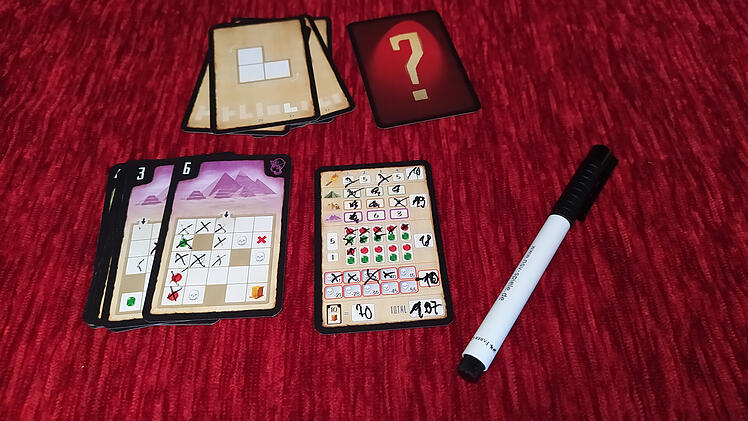 Spiele-Test Silver & Gold Pyramids - Draw & Write-Schatzsuche - NSV-Herbstneuheit 2023