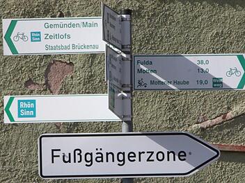 Schilder am Frankfurter Hof; Foto: Ulrike Müller