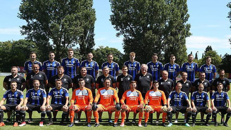 21 Spieler inklusive zw&ouml;lf Neuzug&auml;ngen umfasst der Kader der SpVgg Jahn Forchheim f&uuml;r die Bayernliga-Saison 2018/19. Sebastian Baumann/anpfiff.info