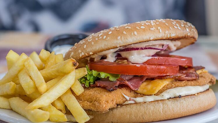 Preise bei Burger King und McDonald's steigen.