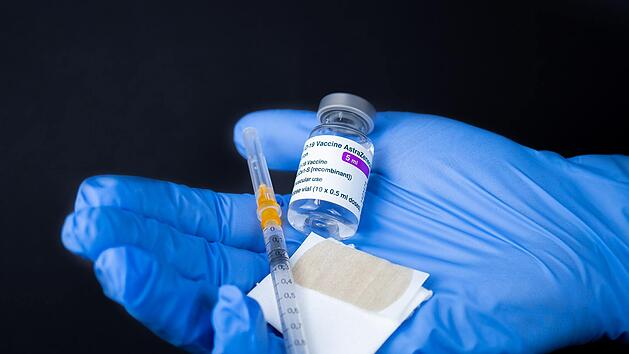 Symbolbild: Corona-Impfung, Impfung