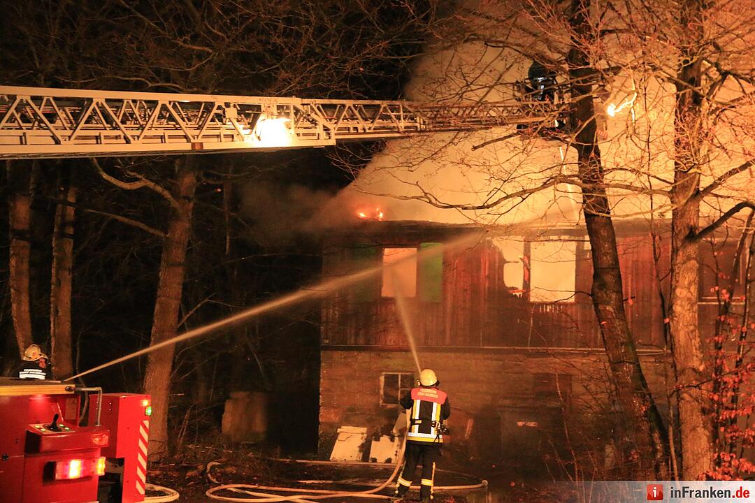 Toter bei Vollbrand in Ziegelhütten