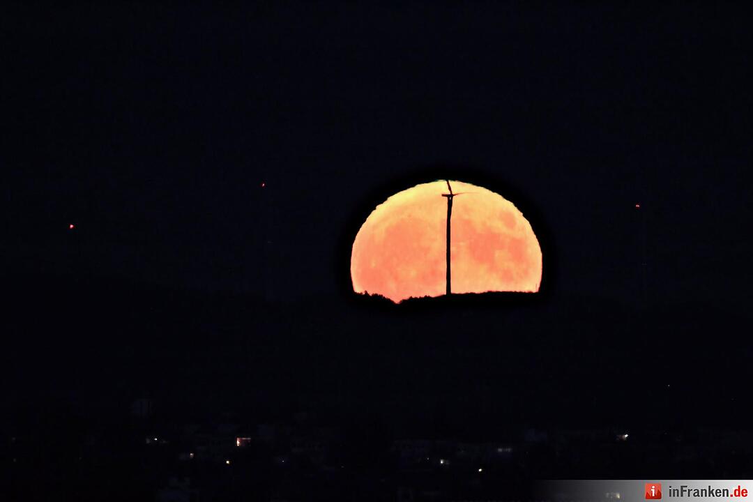 Supermond über Bamberg