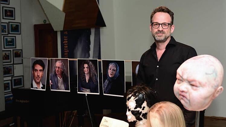 Alexander Gehs war 14 Jahre lang an der Bayerischen Staatsoper in München tätig. Jetzt ist er Chefmaskenbildner der Bayreuther Wagner-Festspiele. Foto: Stephan Herbert Fuchs