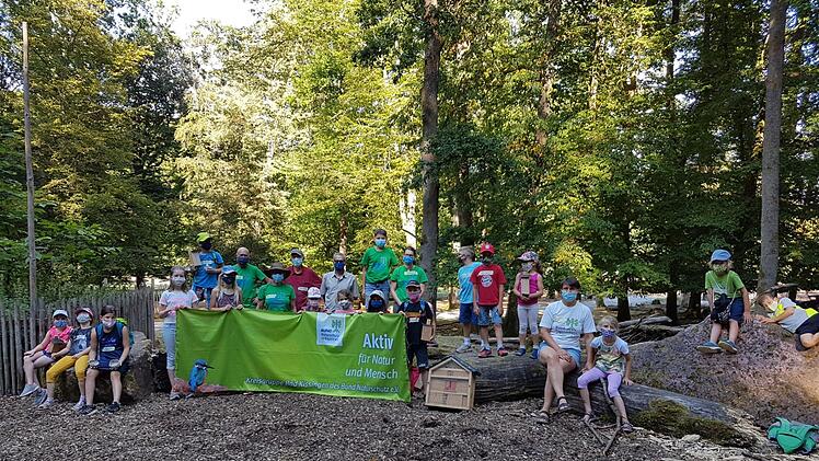 Viel Spaß hatten die Kids bei ihrem Nachmittag im Wildpark Klaushof mit den Betreuern vom Bund Naturschutz.  Foto: Ida Fella
