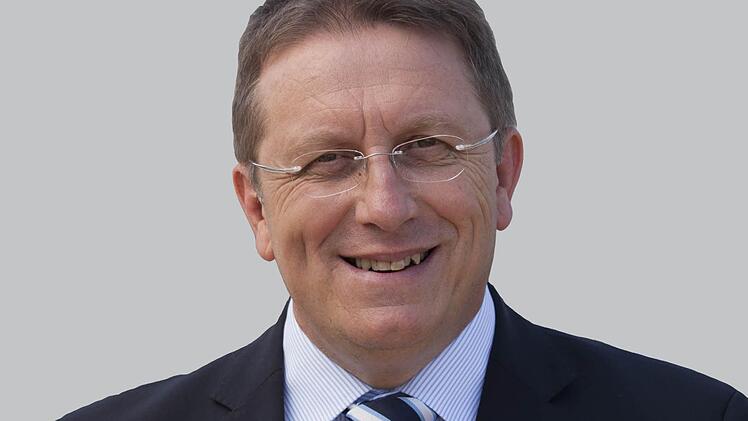 "Das frühere Reitgelände bietet sich für einen Parkplatz an", erklärt Oberbürgermeister Henry Schramm.