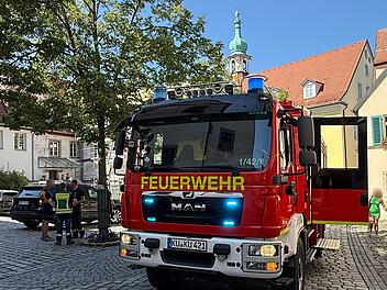 Rauch &uuml;ber Kulmbacher Innenstadt wegen Brand auf Baustelle