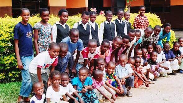 Waisenkinder, die im Rose-Education-Center ein Zuhause fanden. Sie bekommen nicht zuletzt über Spenden aus Franken die Chance auf ein besseres Leben. Foto:pr
