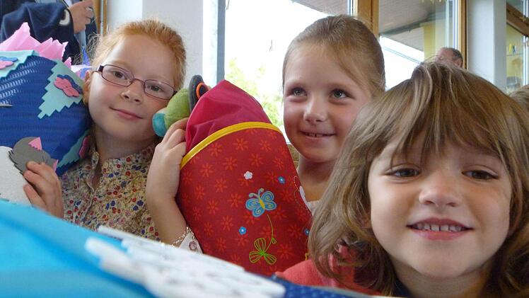 Schulanfang in Thurnau. Fotos: Sonja Adam, Uschi Prawitz, Jennifer Hauser, Bruno Preißinger, Karl Klippel, Katharina Müller-Sanke, Werner Reißaus, Dieter Hübner, Tobias Braunersreuther, Klaus-Peter Wulf, Werner Oetter und Siegfried Sesselmann.