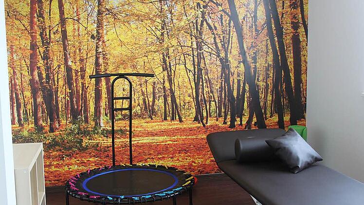 Insgesamt sind in der Physiotherapiepraxis sieben Behandlungsräume geschaffen worden.