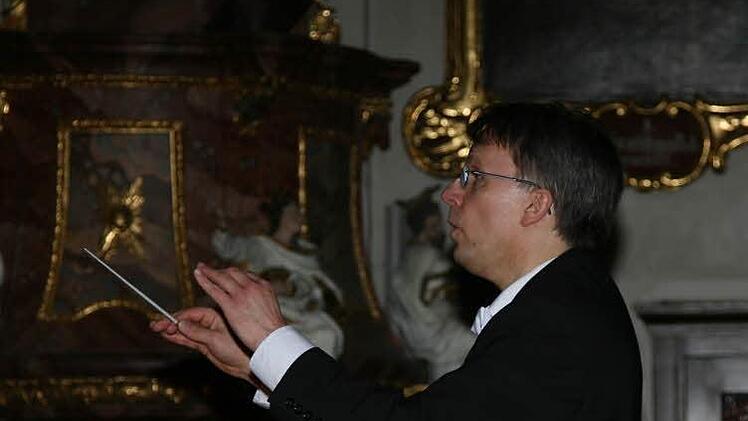 Der St.-Johannes-Chor Trebgast und das erweiterte Kulmbacher Kammerorchester am Samstag beim Psalmenkonzert in der Basilika Marienweiher. Foto: Klaus Klaschka