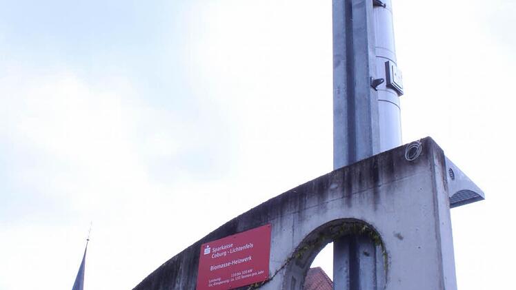 Die Biomasse-Heizanlage (auf dem Parkplatz an der Hauptstelle in Lichtenfels) war aus Sicht der Sparkasse eine sinnvolle Investition.
