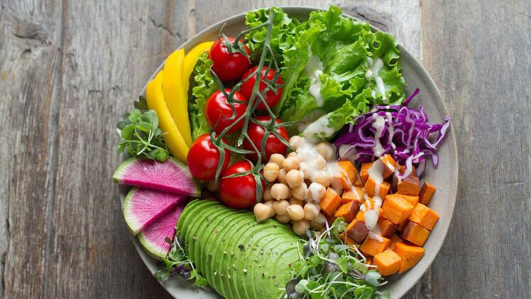 Bedeutet vegetarisch gleich gesünder? Ein Ernährungsexperte klärt auf. Symbolfoto: Anna Pelzer/unsplash.com