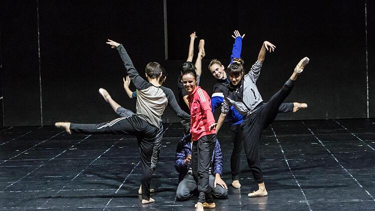 "Der Glöckner von Notre-Dame": Probenszene aus Mark McClains Ballett nach dem Roman von Victor Hugo. Die Neuproduktion feiert am 14. März Premiere.Foto: Jochen Berger