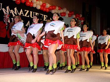 Die Blummazupfergarde überzeugten als "Schoko-Bombs" auf der Bühne - einfach nur süß!