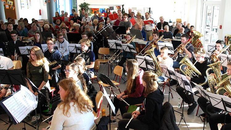 Gesamtprobe in der Carl-Platz-Schule