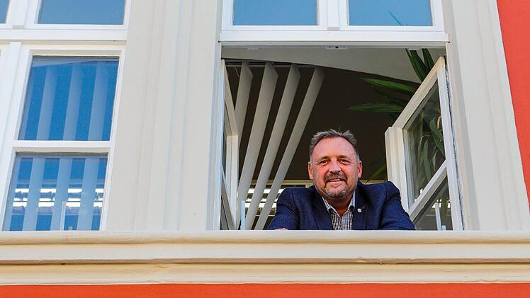 Bürgermeister Holger Knüppel im Rathaus