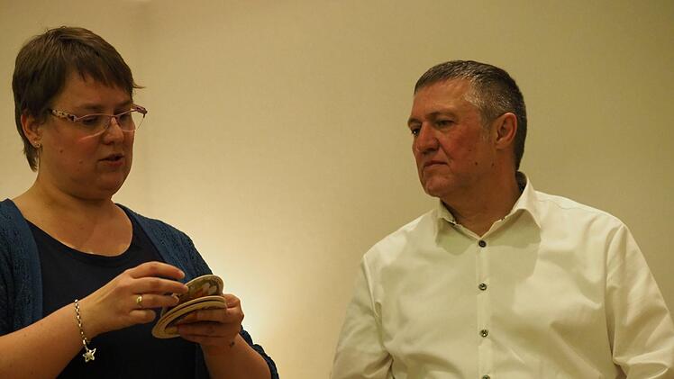 Redakteurin Annett Lüdeke und Frank Heckelmann.