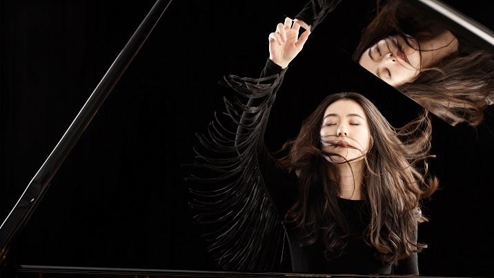Die südkoreanische Starpianistin Younee spielt am Mittwoch, 28. Dezember, ab 19.30 Uhr im Rossini-Saal. Foto: Na Young Lee