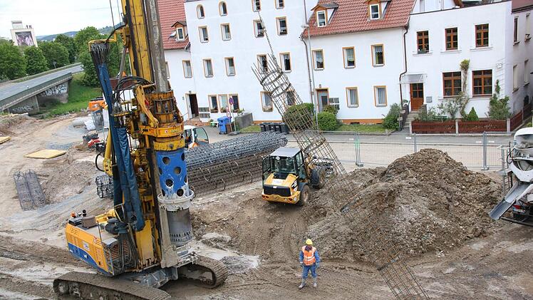 Die Baustelle Hofer Straße/Berliner Brücke. Foto: Jürgen Gärtner