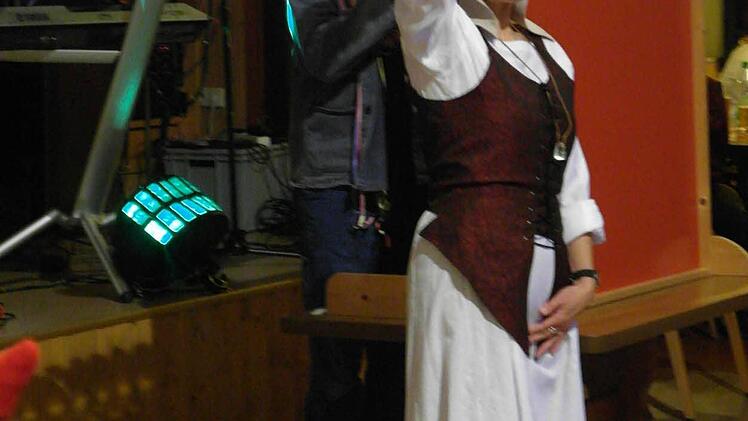 Faschingstanz in Machtilshausen  Foto: Elke Büttner