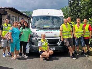 Das Team "BRKhilft" brachte bereits zum achten Mal einen Hilfstransport an die Grenze zur Ukraine. Foto: Dirk Stumpe