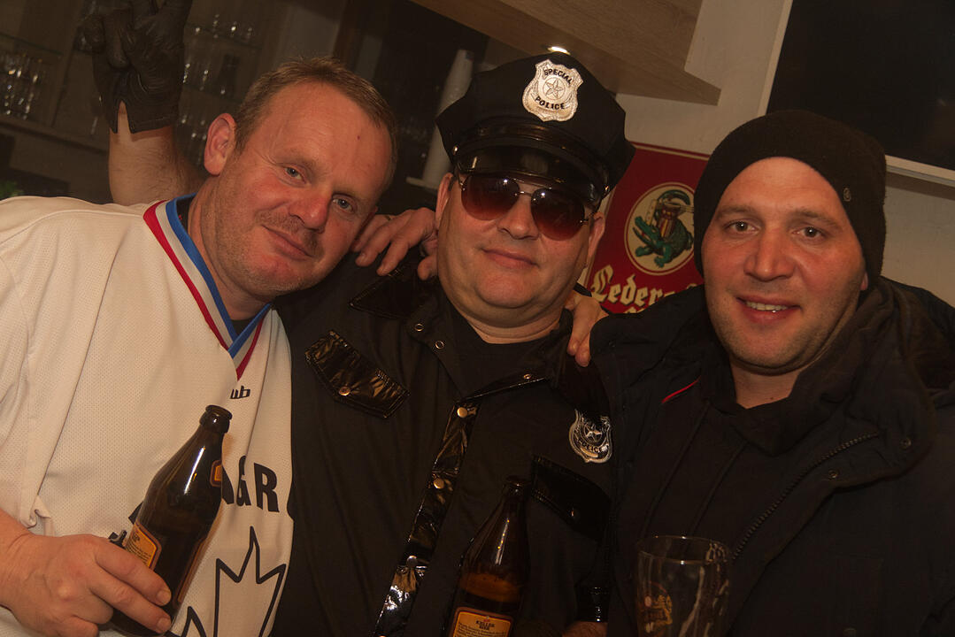 Faschingsparty im Sportheim des FSV Stadeln