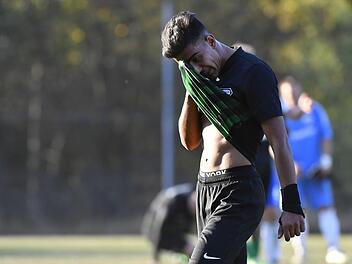 Aref Alkazha war einer von sechs Spielern, die den SV Bammersdorf in der Winterpause verlie&szlig;en. Jetzt zog sich der SVB zur&uuml;ck. Archivbild: Zink