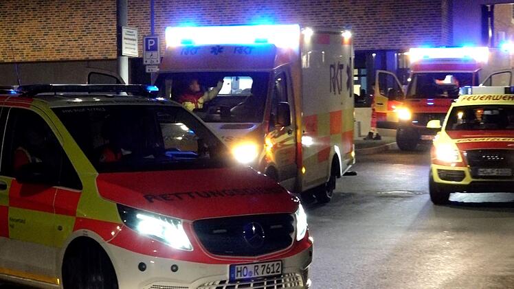 Brand in Abschiebehaftanstalt Hof - Rettungsdienst rückt mit Großaufgebot an