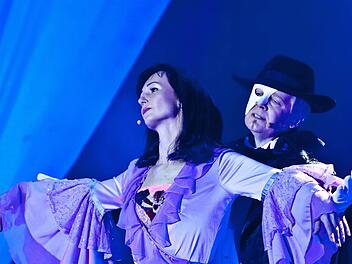 "Die Nacht der Musicals": Nadja Plattner und Robert Wagner in seiner Szene aus "Phantom der Oper"Foto: Jochen Berger
