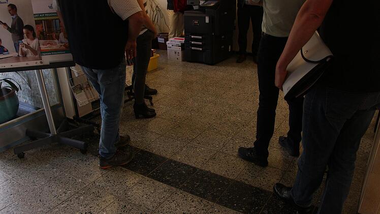 Um diese Fließen ging es am Donnerstagabend im Uehlfelder Gemeinderat.Yannick Hupfer