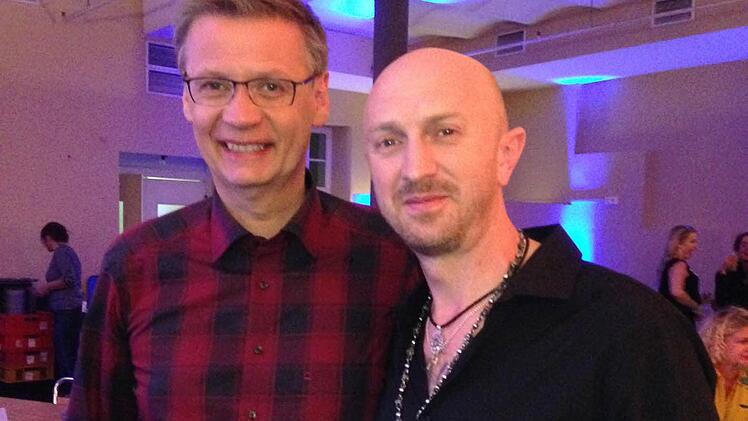 Ein Treffen mit Günther Jauch: Tätowierer Andy Engel war am Freitag auf RTL zu sehen.  Foto: Engel
